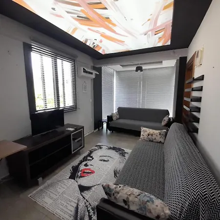 Denize-parka 100 M Calis Mevkii Apartmán *